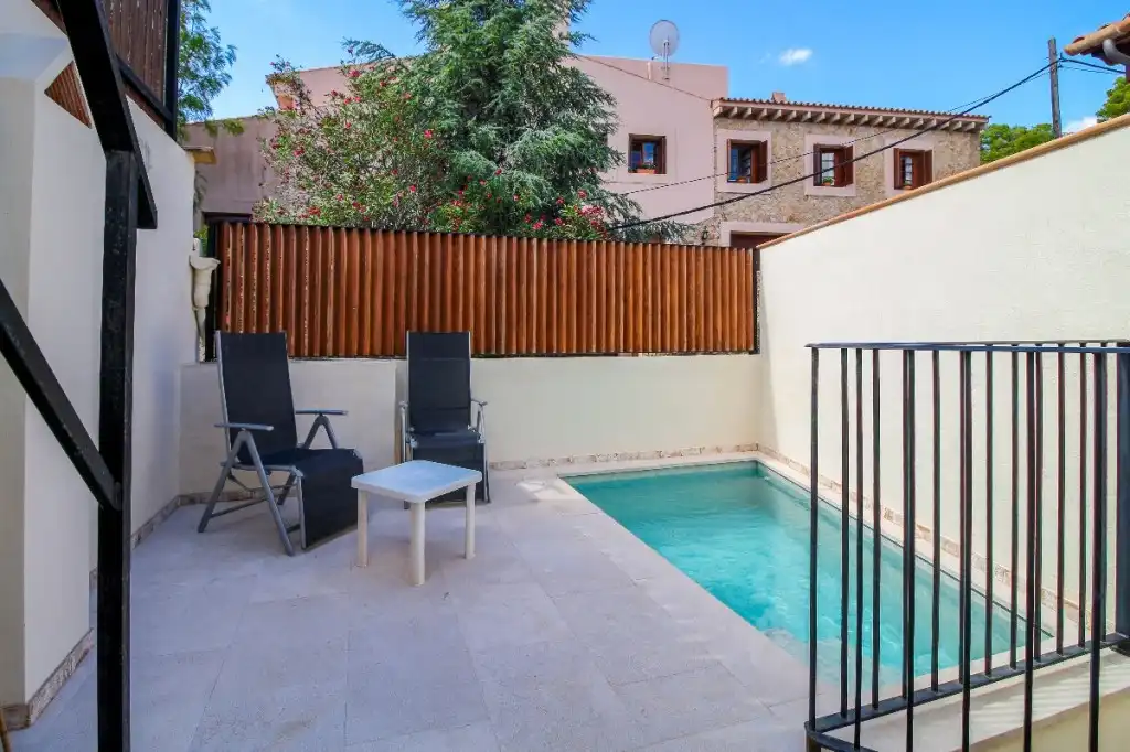 Piscina de Casa adosada en venda en Pollença amb Aire condicionat, Terrassa i Piscina