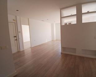 Flat to rent in  Madrid Capital  with Air Conditioner, Heating and Oven