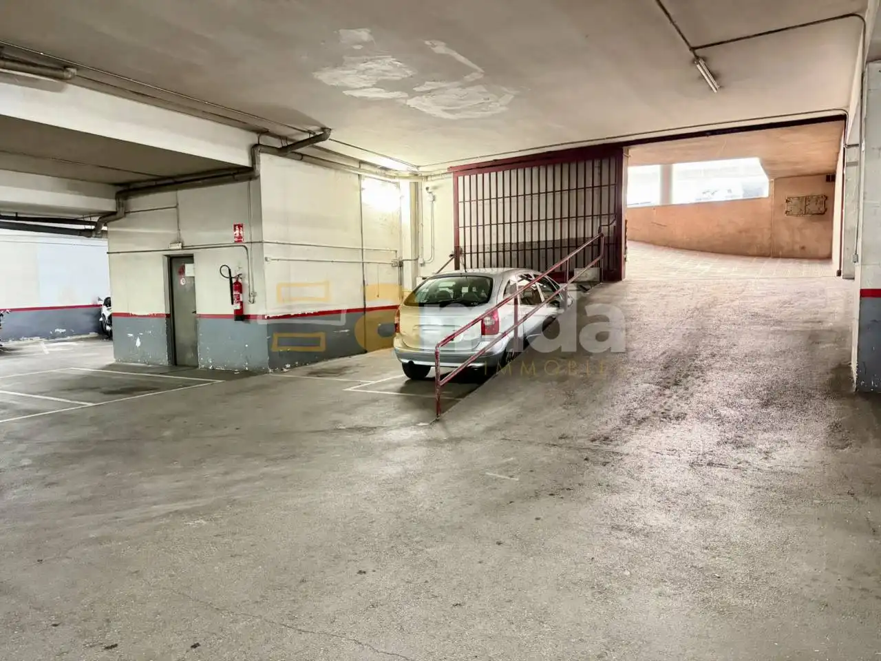 Einzelparkplatz zum Verkauf in Centre - Sant Oleguer, imagen 4