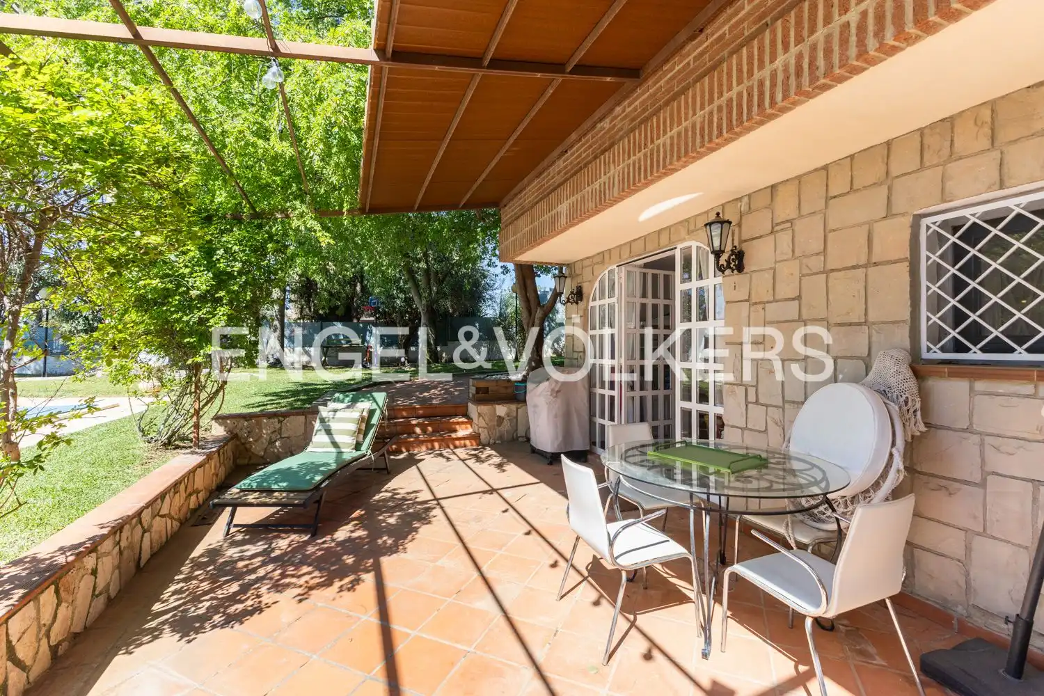Terrace of Houses for rent in Riba-roja de Túria  with Air Conditioner, Heating and Private garden