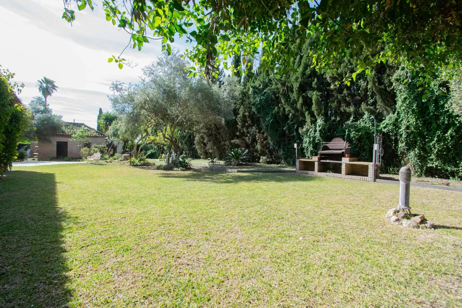 Jardín de Casa o chalet en venta en Valencina de la Concepción con Aire acondicionado, Jardín privado y Terraza