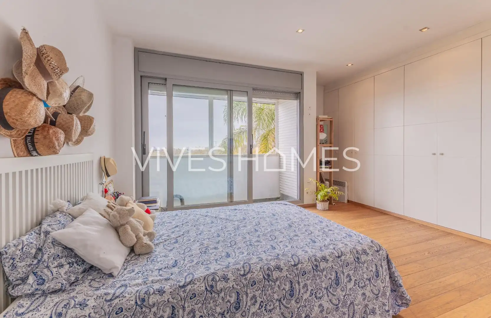 Bedroom of Houses for sale in Mataró  with Heating, Private garden and Terrace