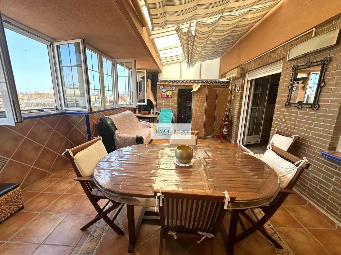 Ático en venta en Calle de Roselló, Altozano - Conde Lumiares