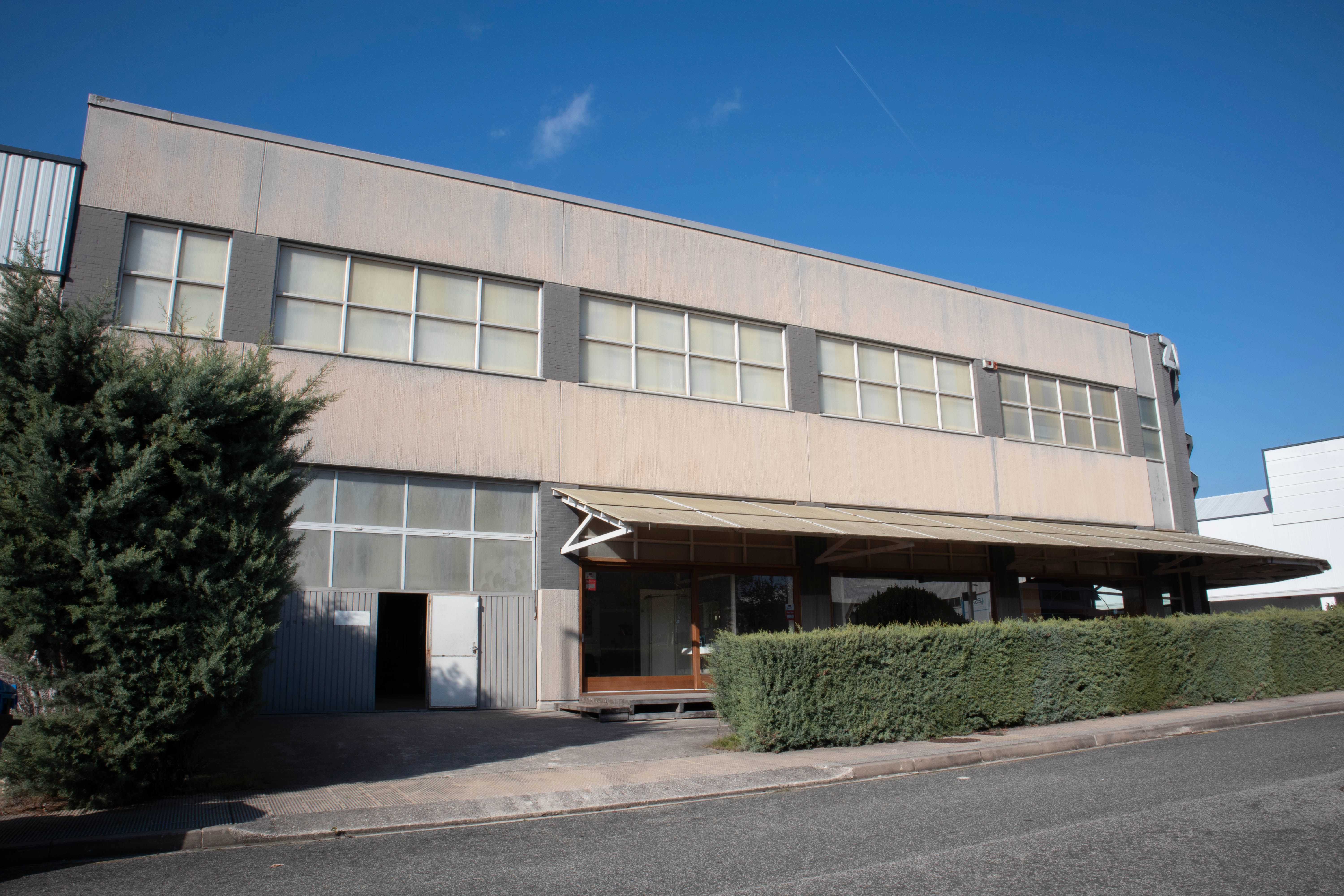Fabrikhallen zum verkauf in Calle Z, 27, Galar