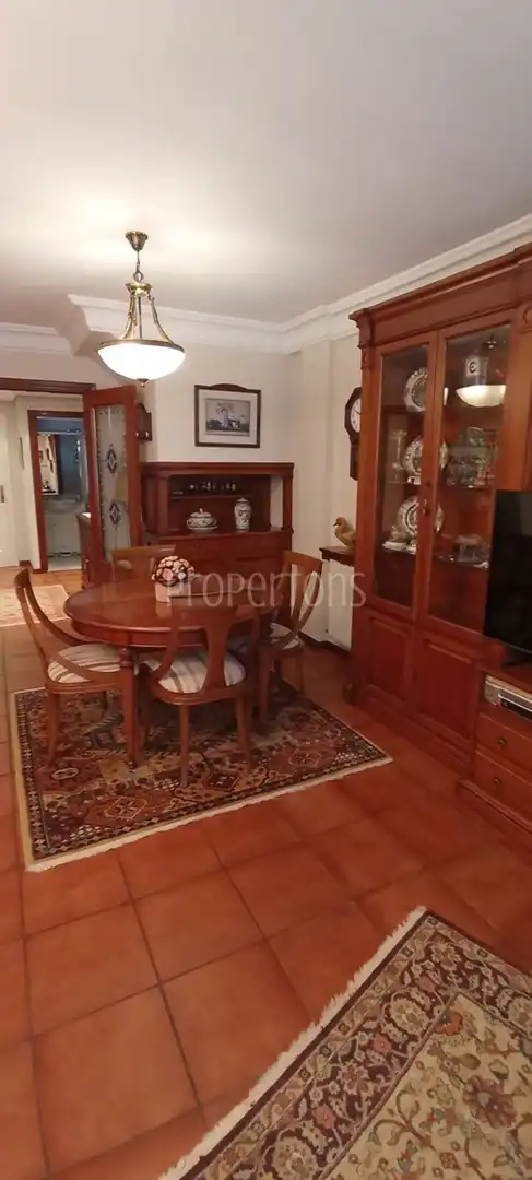 Dining room of Houses for sale in Miranda de Ebro