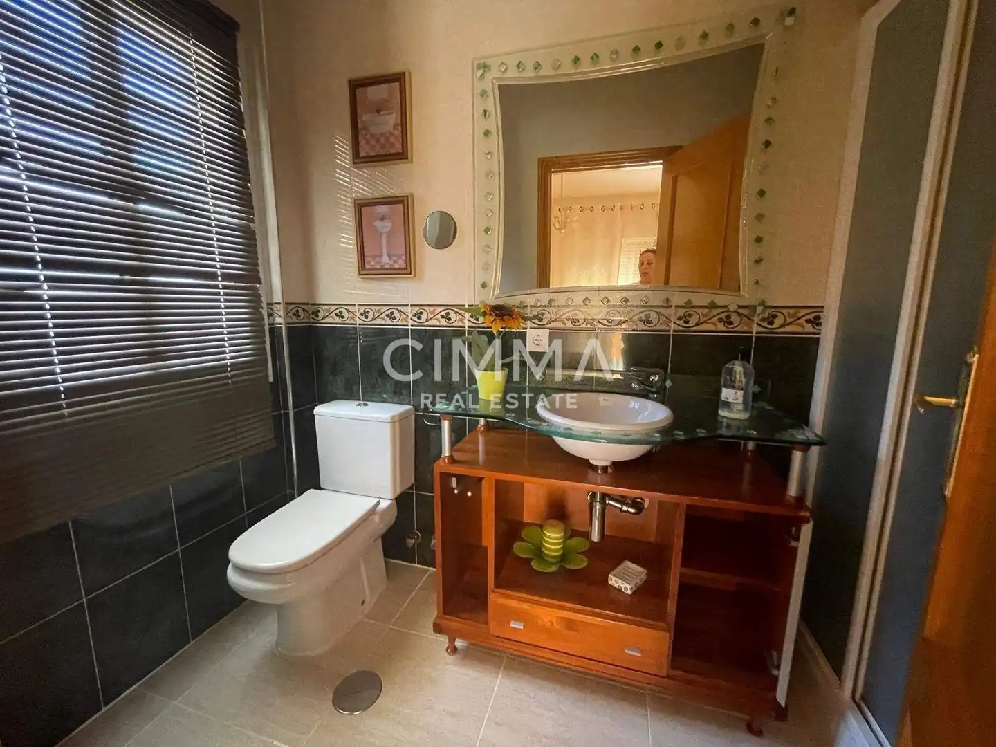 Bany de Casa o xalet en venda en La Nucia amb Aire condicionat, Jardí privat i Terrassa