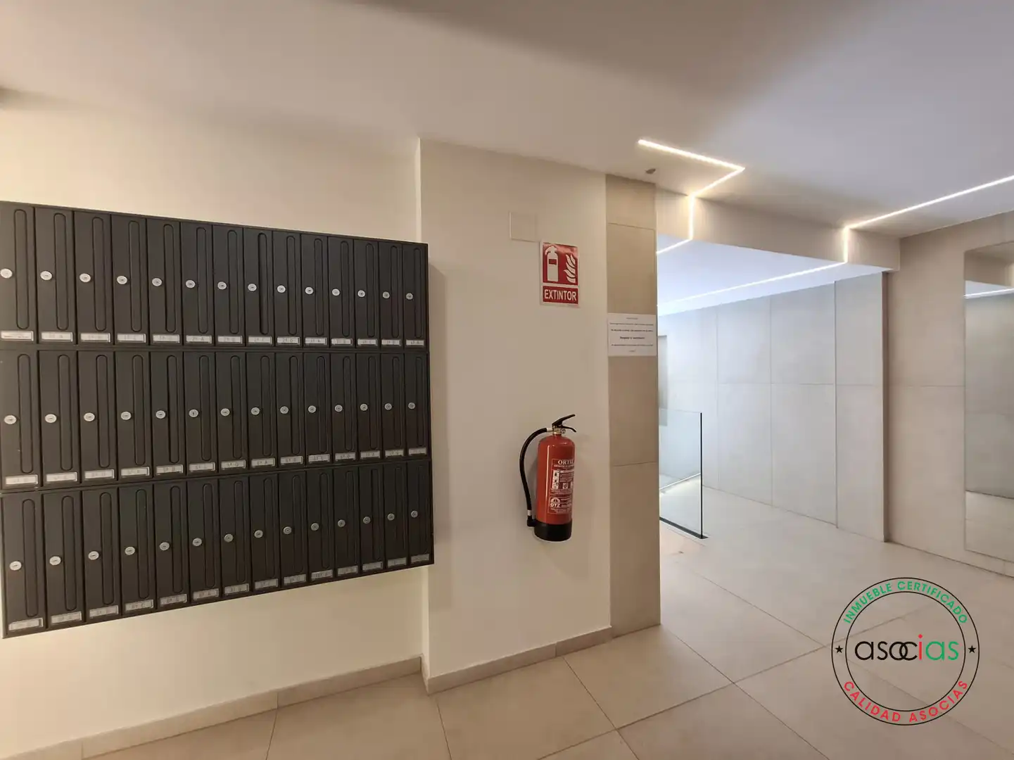 Pis en venda en Gijón  amb Calefacció, Parquet i Terrassa