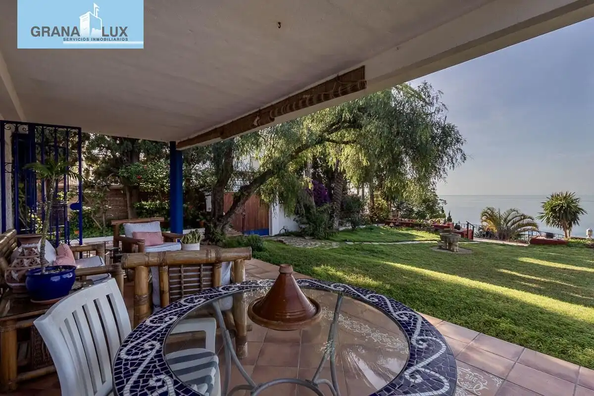 Garden of Houses for sale in Almuñécar  with Air Conditioner, Heating and Private garden