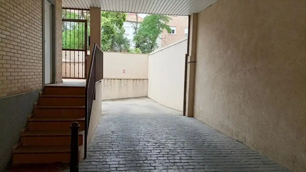 Einzelparkplatz zum Verkauf in Calle DOS (CAMPAMENTO), imagen 4