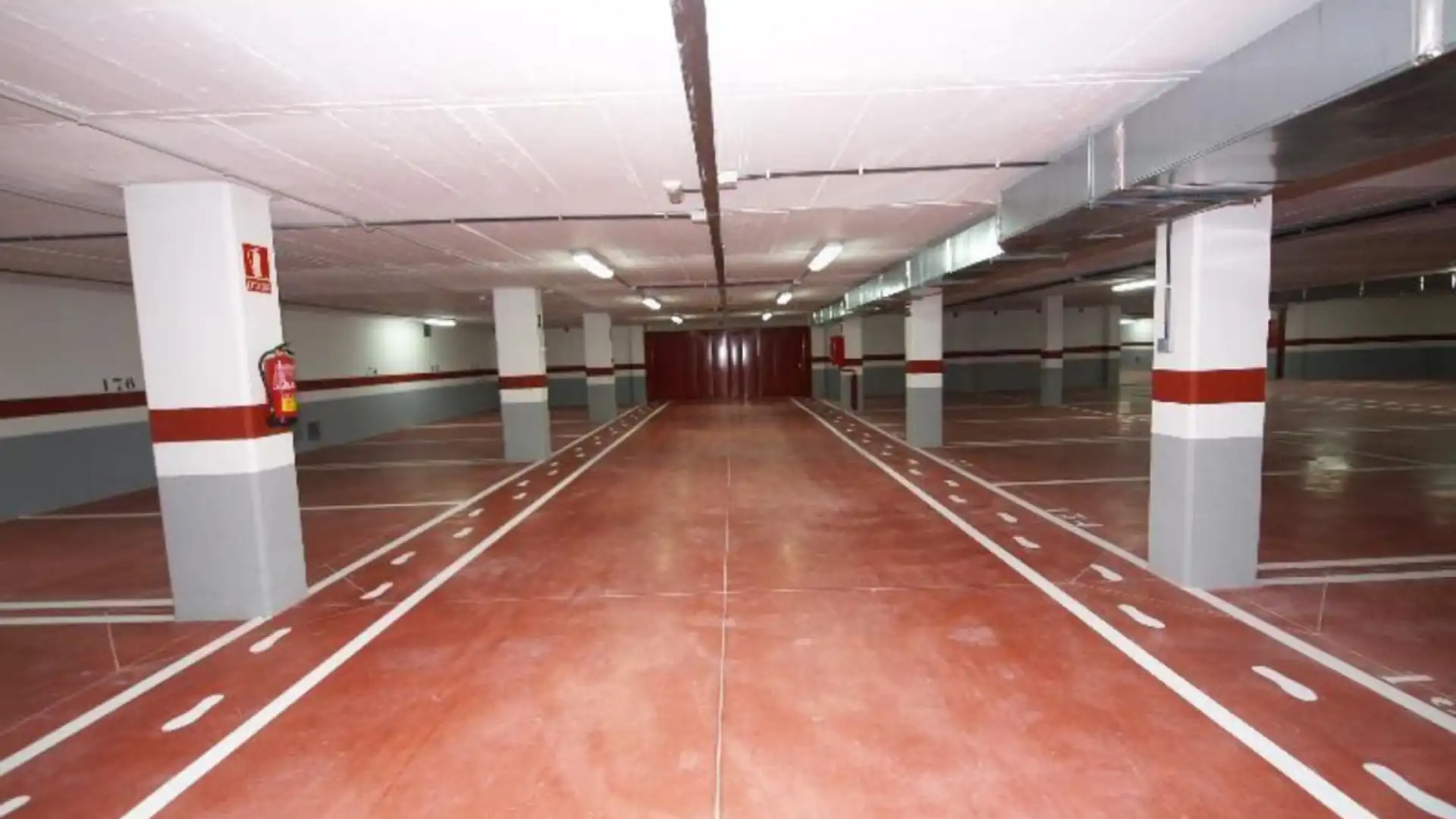 Garaje de alquiler en Calle Calle Rio Tajuña, Venecia - Nueva Alcalá