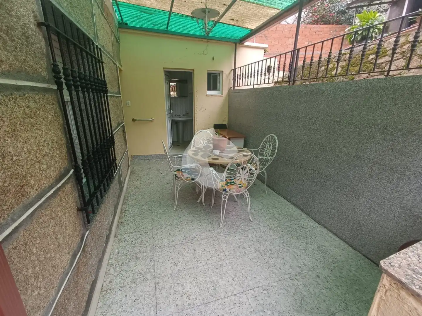 Terraza de Casa adosada en venta en Ourense Capital  con Calefacción, Jardín privado y Trastero