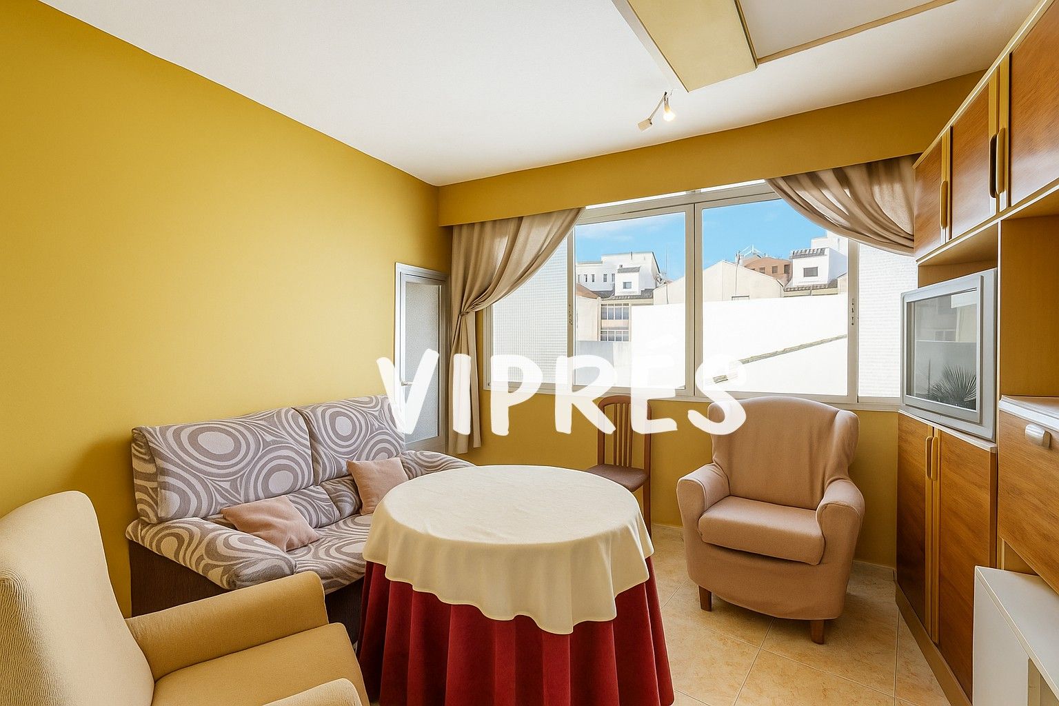 Habitación de Piso en venta en Cáceres Capital con Calefacción, Terraza y Amueblado