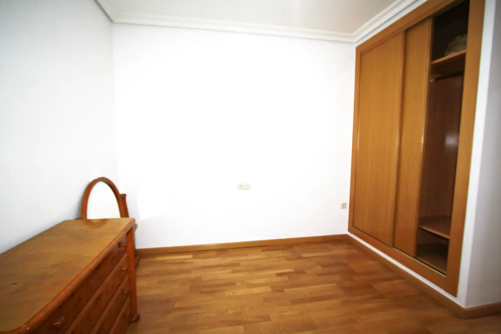Habitación de Piso en venta en Albacete con Calefacción, Parquet y Amueblado