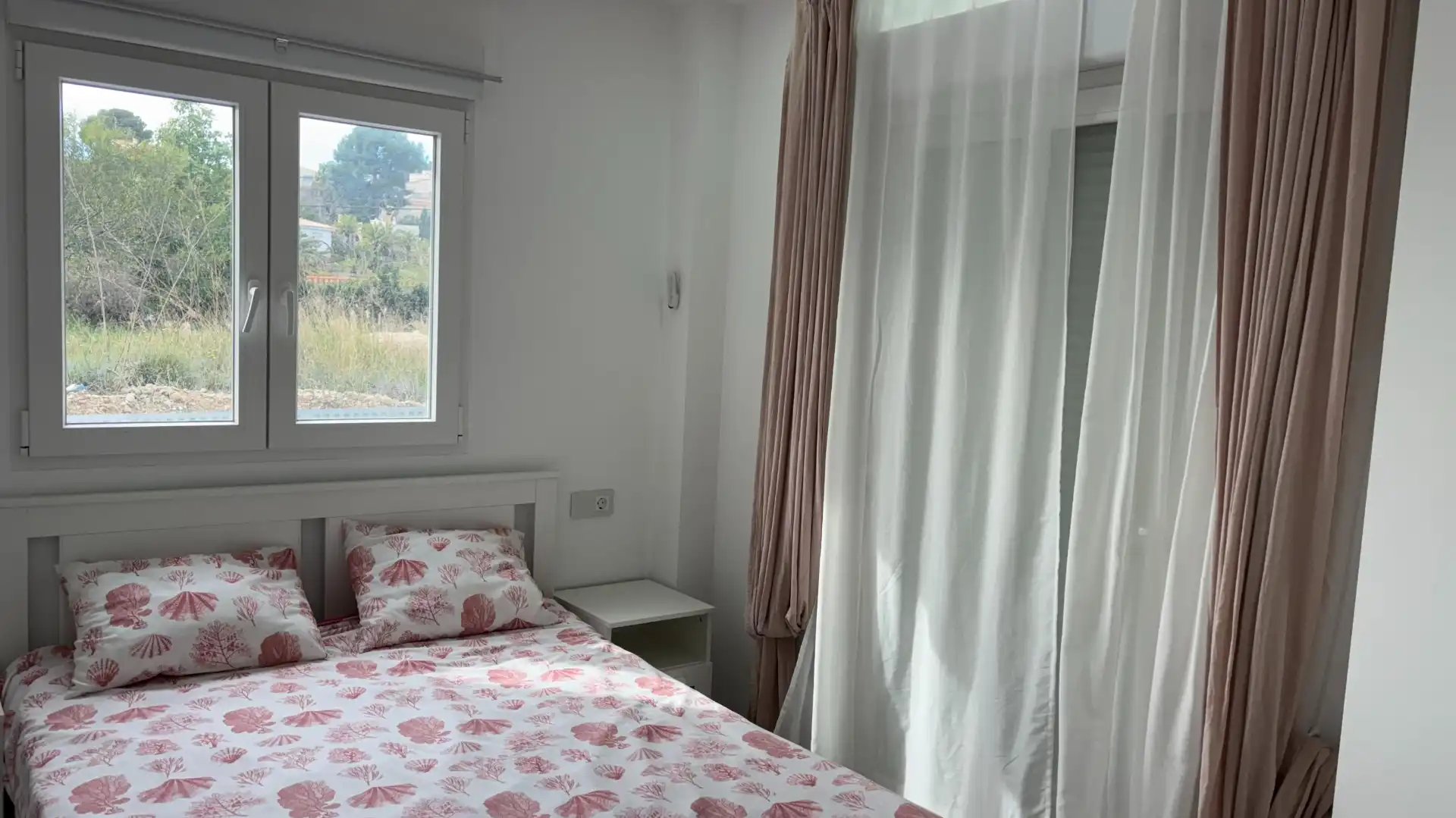 Bedroom of Houses for sale in La Nucia  with Air Conditioner, Heating and Private garden