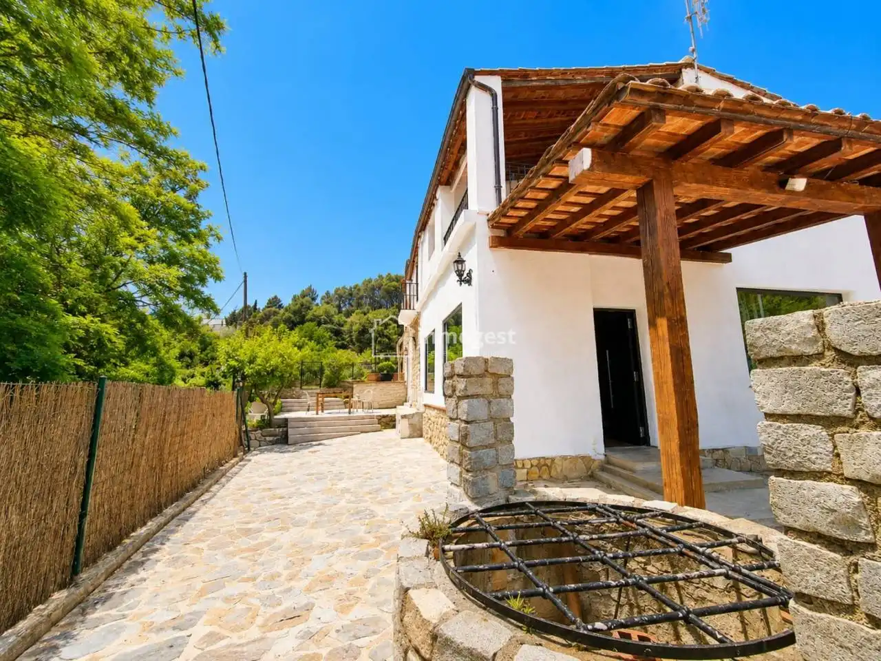 Vista exterior de Casa o chalet de alquiler en Sarrià de Ter con Aire acondicionado, Calefacción y Jardín privado