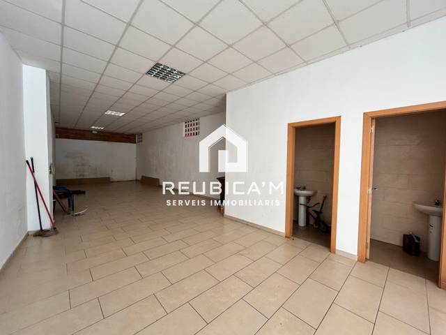 Local comercial en Alquiler en Carrer Major en Montmeló