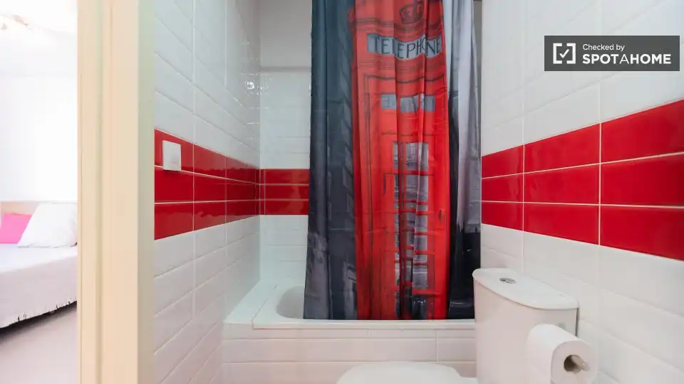 Badezimmer von Wohnung zur Miete in Godella mit Klimaanlage, Heizung und Möbliert