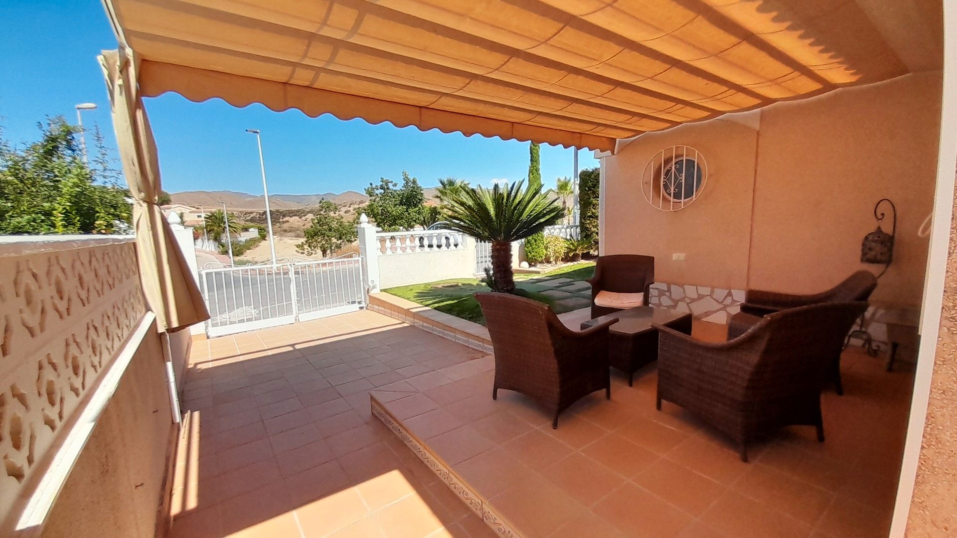 Terrassa de Casa o xalet en venda en Mazarrón amb Jardí privat, Piscina i Moblat