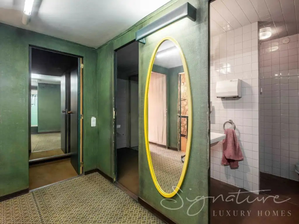 Baño de Edificio en venta en L'Hospitalet de Llobregat