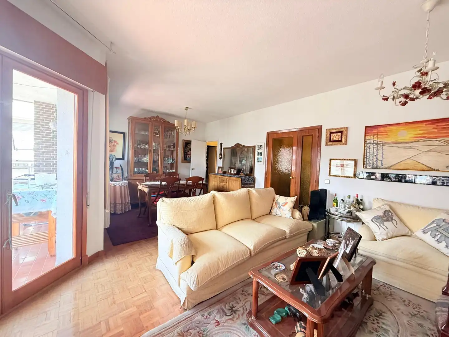 Living room of Flat for sale in Madrid  with Air Conditioner and Heating