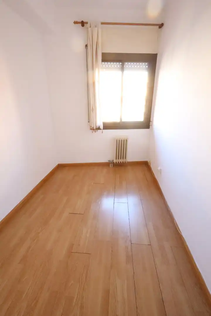 Habitación de Piso en venta en Barcelona con Calefacción, Balcón y Jacuzzi