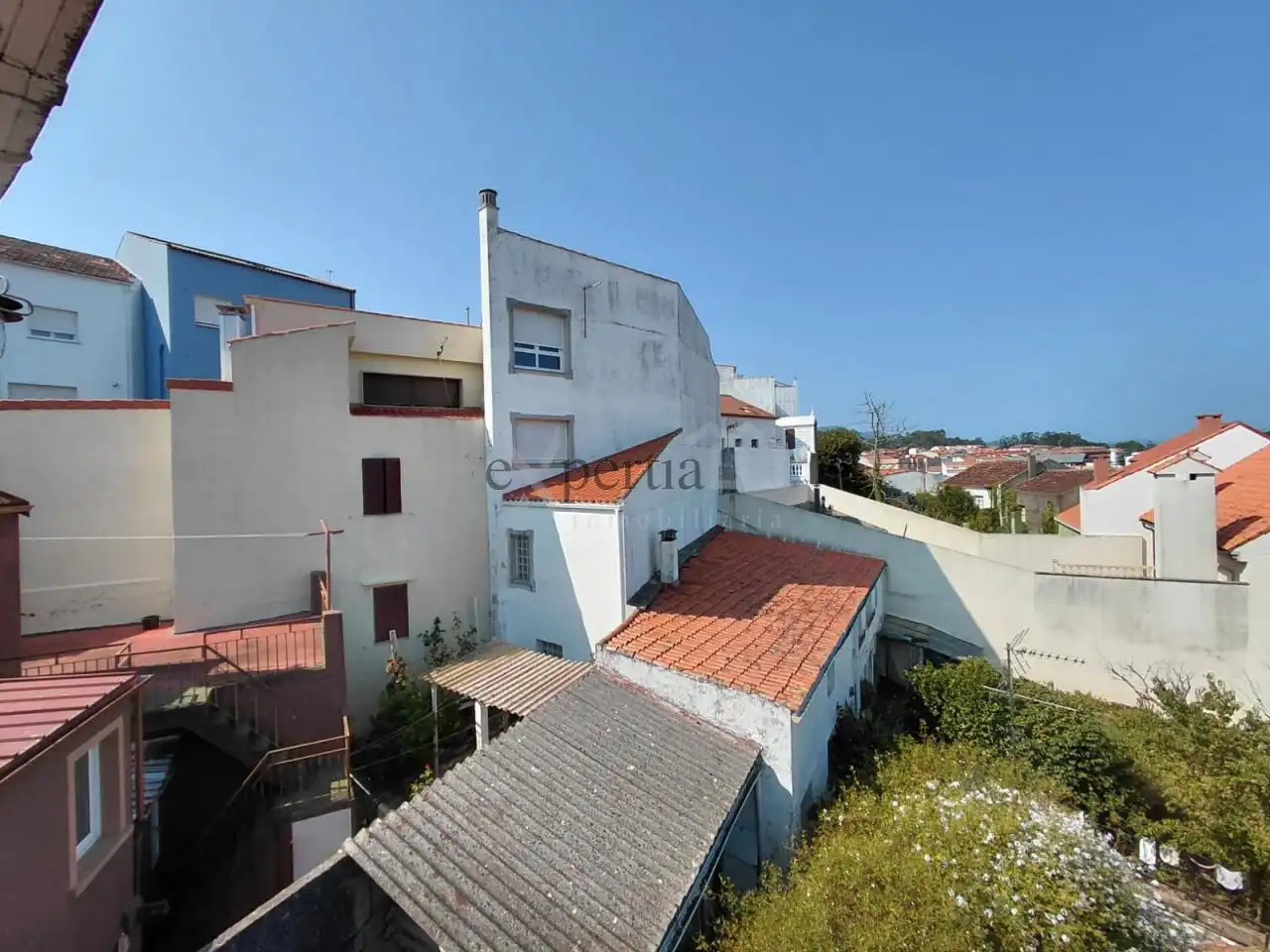 Vista exterior de Casa o xalet en venda en Ribeira amb Calefacció i Moblat