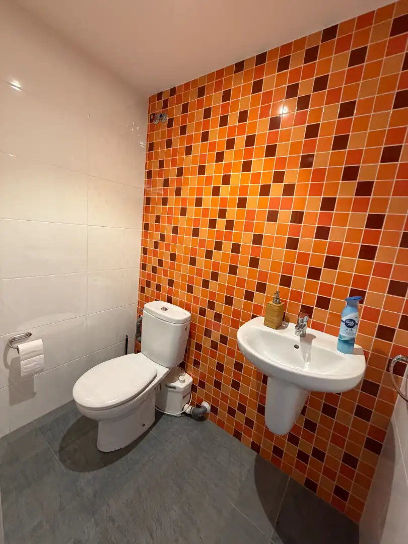 Bathroom of Detached homes for sale in Sagunto / Sagunt  with Air Conditioner, Terrace and Furnished