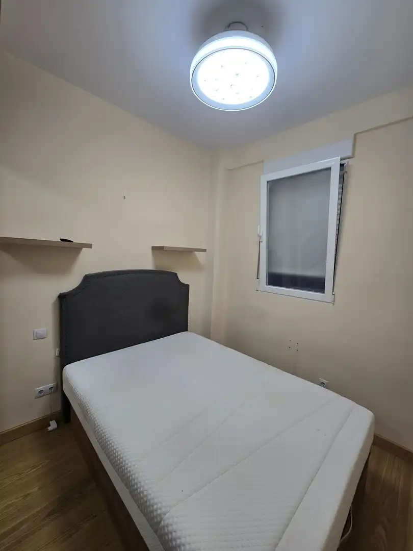 Habitación de Apartamento en venta en Madrid con Calefacción y Amueblado