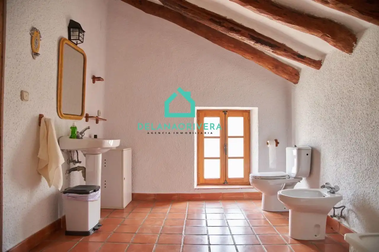 Bathroom of Country homes for rent in Villamalea  with Private garden, Terrace and Swimming Pool