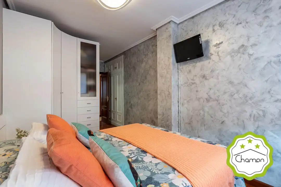 Schlafzimmer von Wohnung zum Verkauf in Bilbao  mit Heizung, Privatgarten und Abstellraum