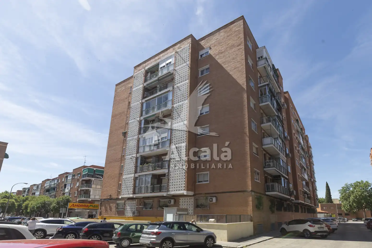 Vista exterior de Pis en venda en Alcalá de Henares amb Aire condicionat, Calefacció i Terrassa