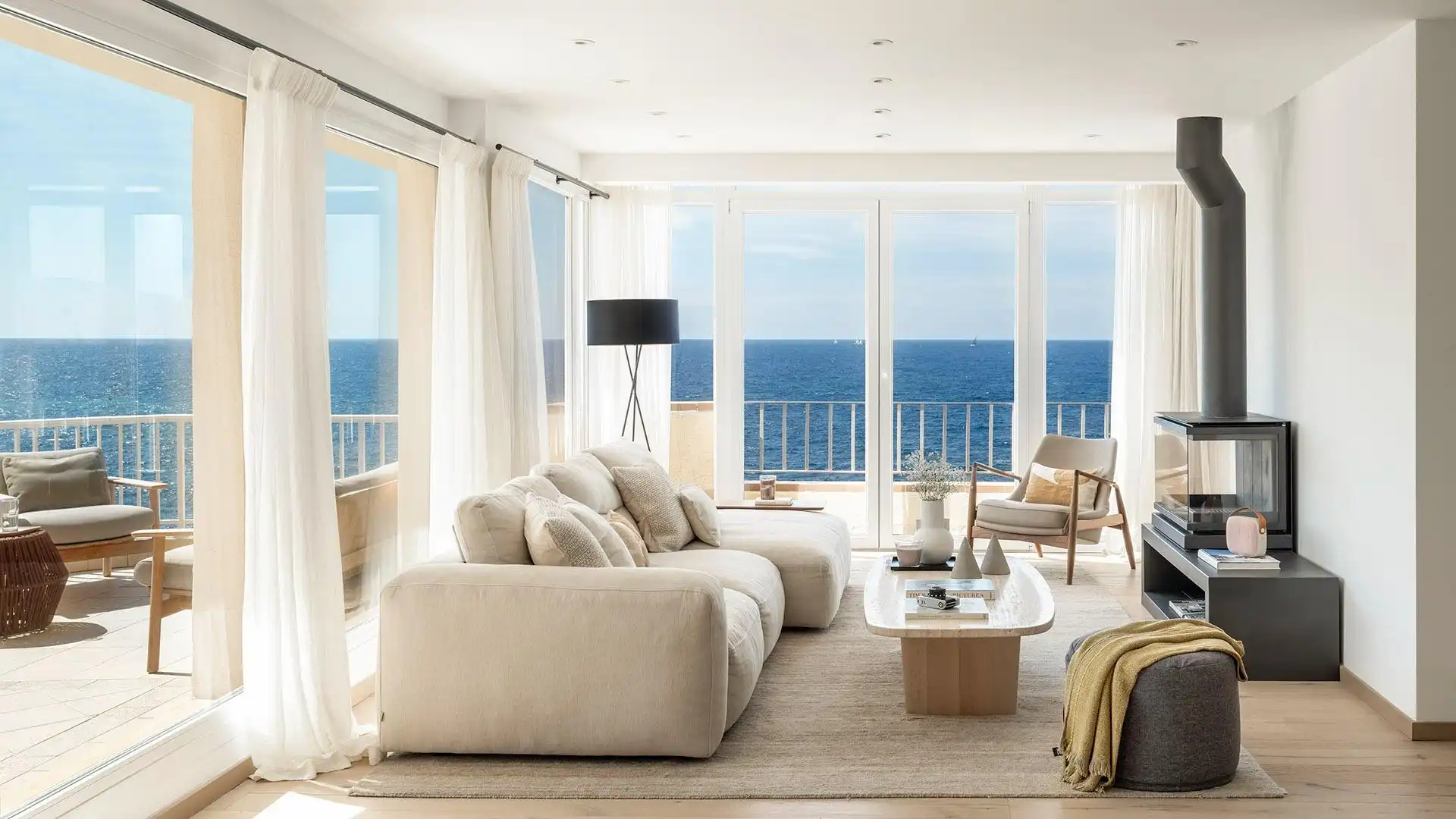 Living room of Apartments for sale in Calvià  with Air Conditioner, Heating and Terrace