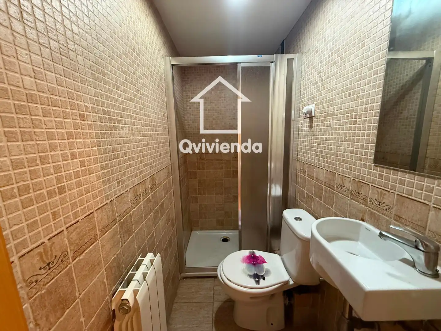 Badezimmer von Wohnung zum Verkauf in Sabadell mit Heizung und Terrasse
