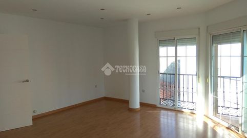 Photo 3 of Flat for sale in Mengíbar, Jaén