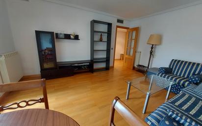 Living room of Flat for sale in  Logroño  with Air Conditioner, Terrace and Swimming Pool