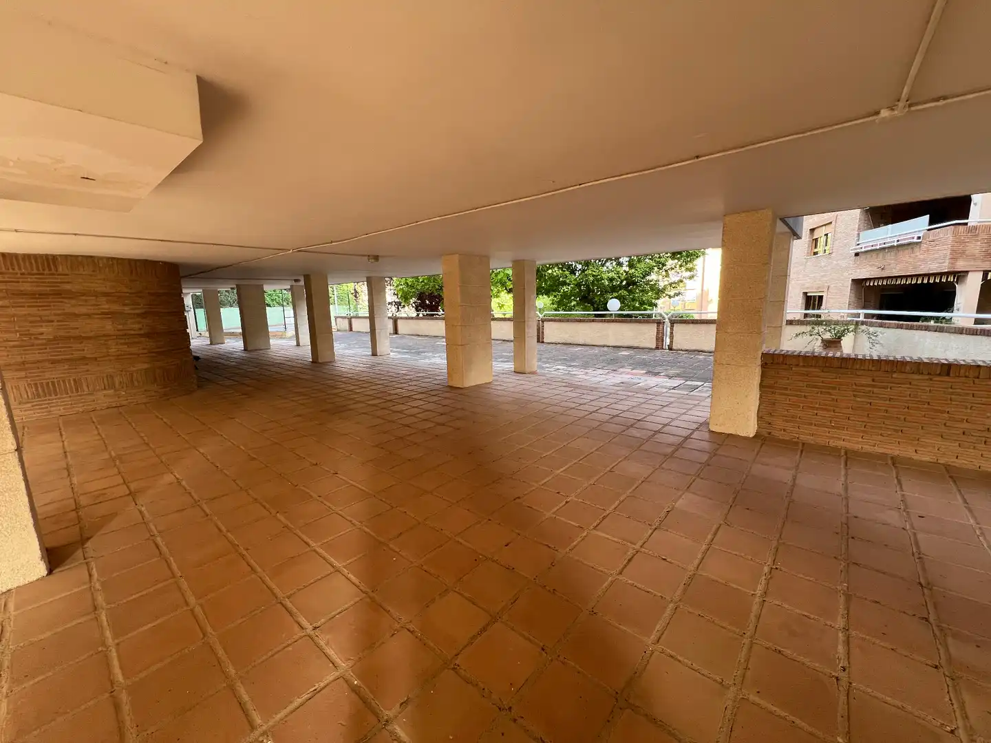 Parking de Piso en venta en Jaén con Aire acondicionado, Calefacción y Trastero
