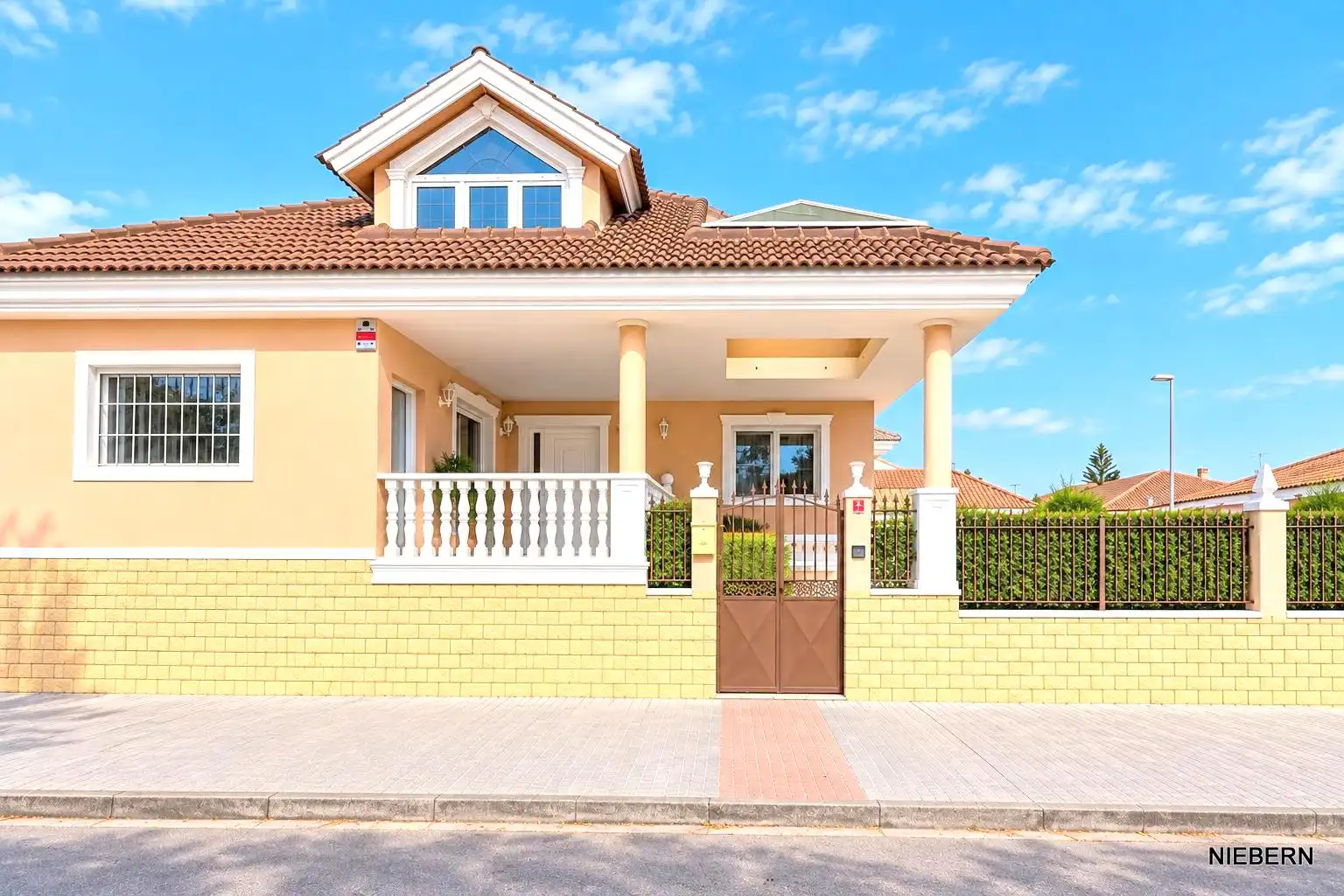 Vista exterior de Casa o chalet en venta en Cartagena con Aire acondicionado, Jardín privado y Terraza