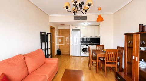 Foto 2 de Piso en venta en El Barral Ferial, Coslada
