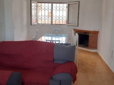 Casa amb balcó de lloguer a Costacabana - Loma Cabrera