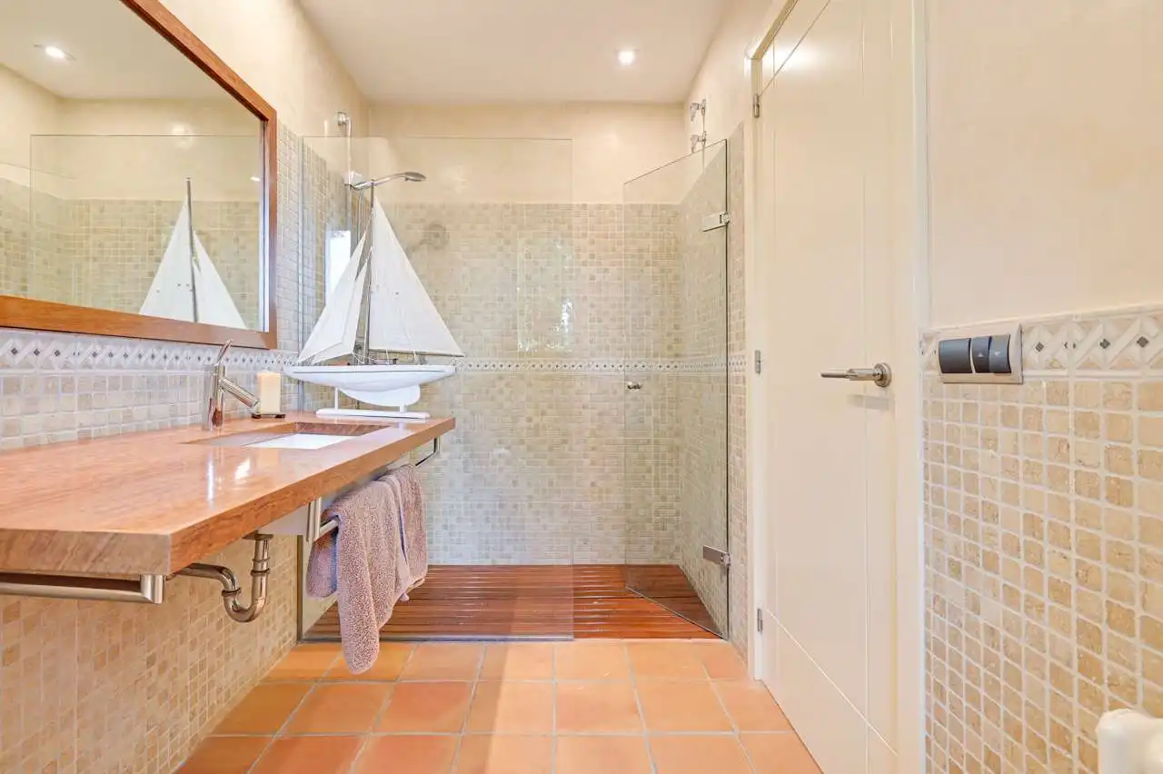 Baño de Casa o chalet en venta en Palafrugell con Aire acondicionado, Calefacción y Jardín privado