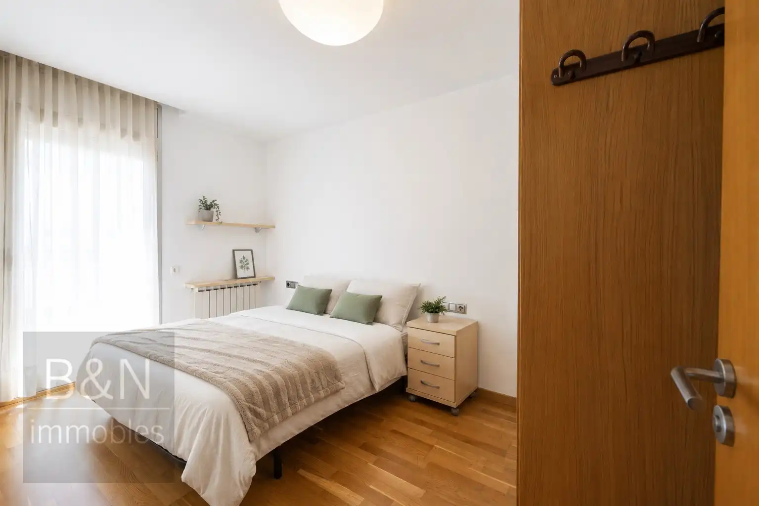 Habitación de Piso en venta en Terrassa con Aire acondicionado, Calefacción y Balcón