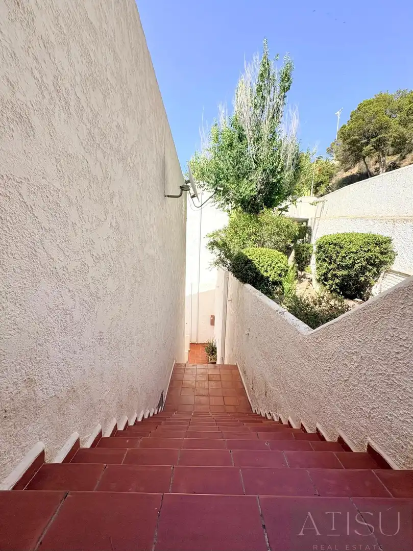 Vista exterior de Casa o chalet en venta en Benidorm con Aire acondicionado, Calefacción y Terraza