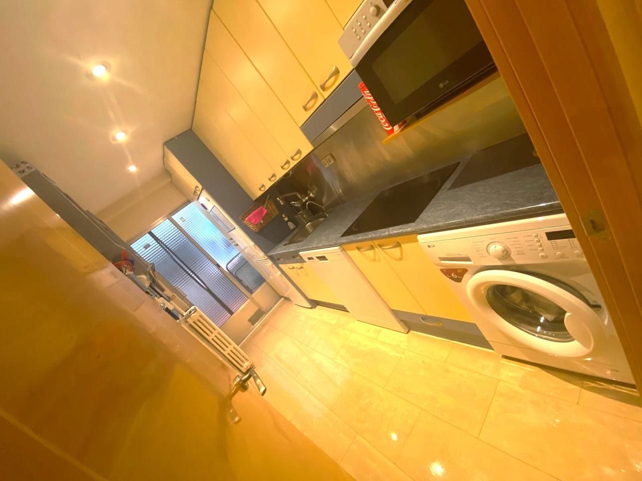 Kitchen of Flat for sale in  Zaragoza Capital  with Air Conditioner, Heating and Parquet flooring