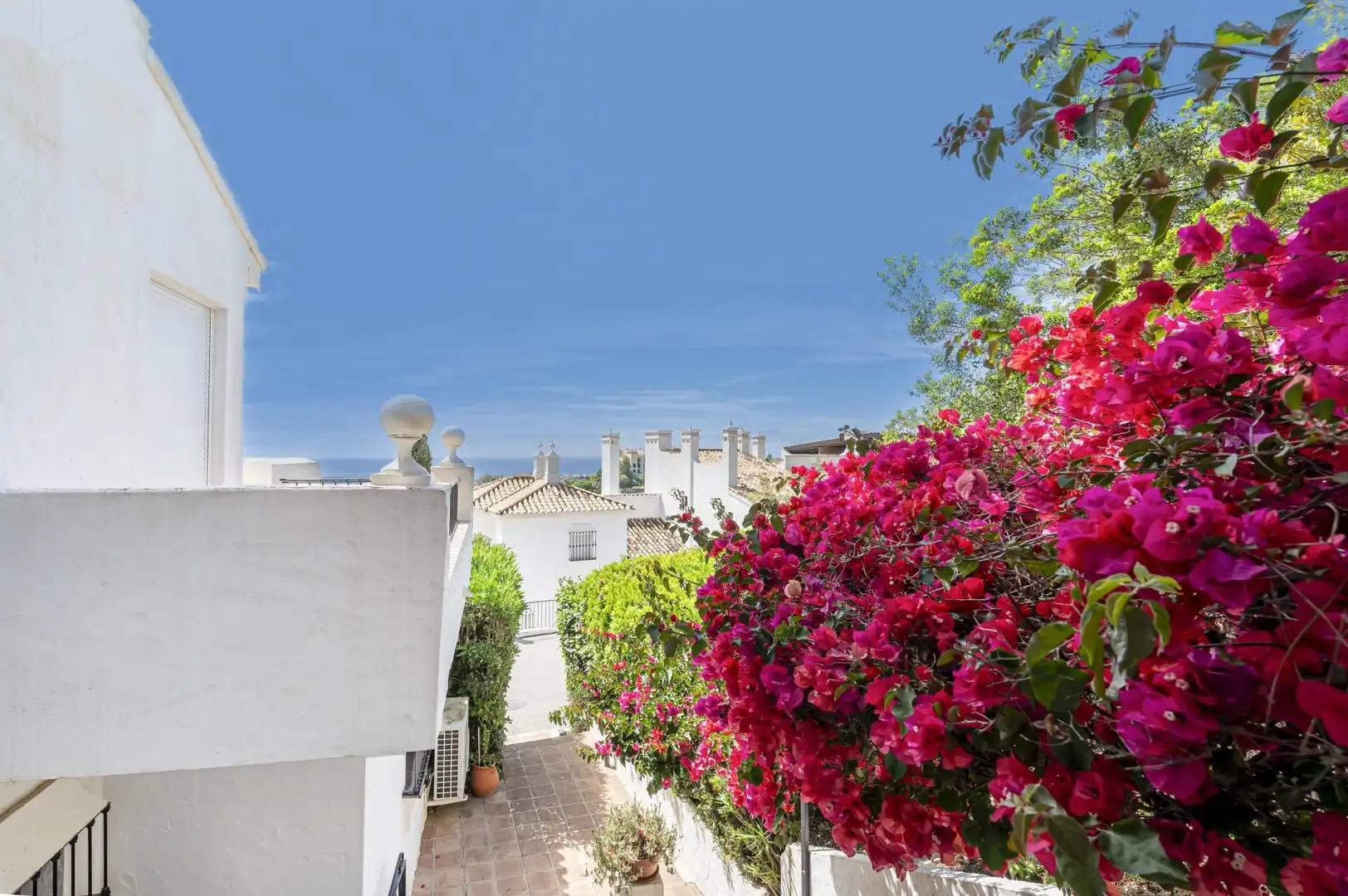 Apartament amb piscina en venda a Benahavís pueblo, imagen 15