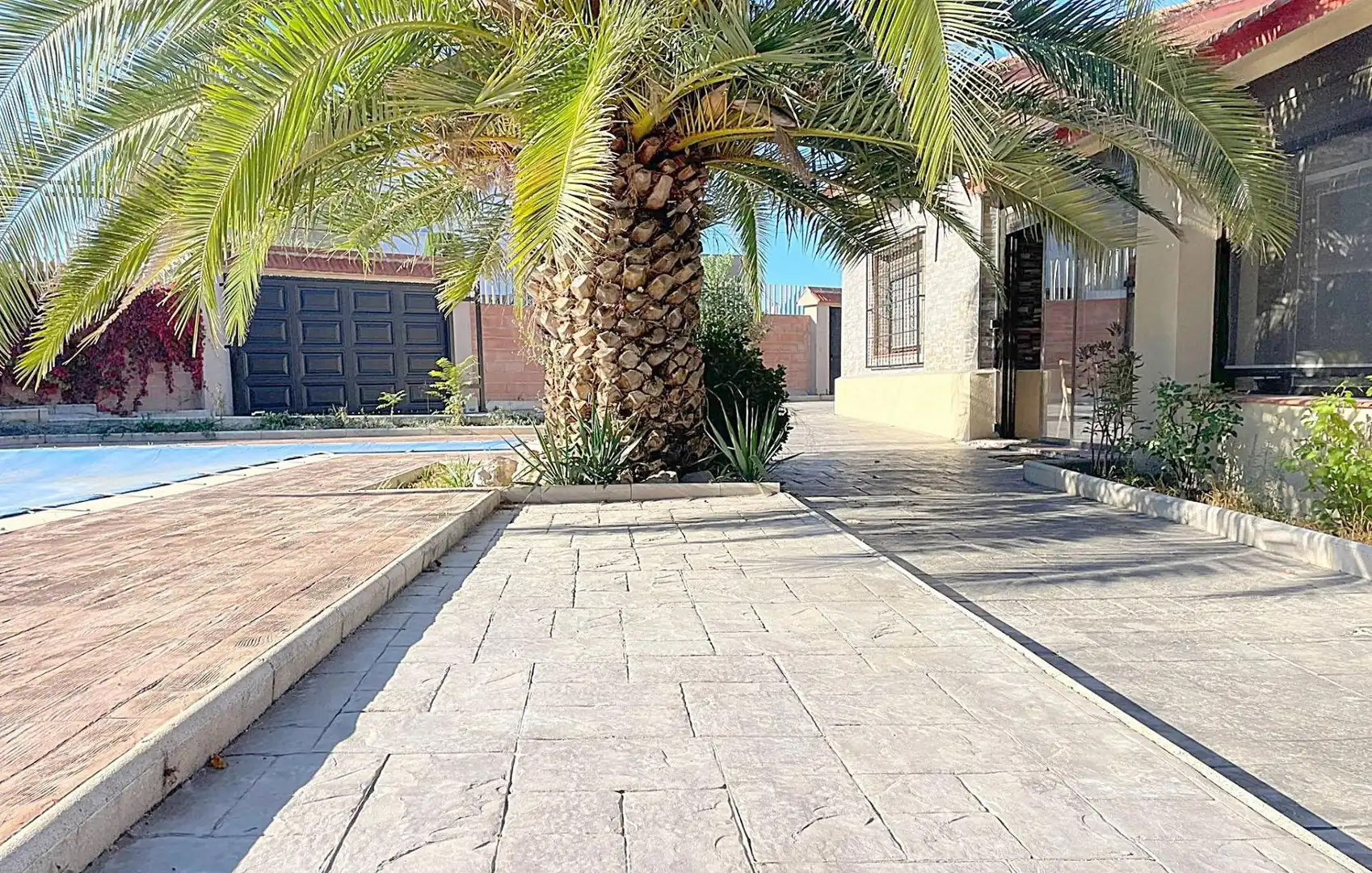 Vista exterior de Casa o chalet en venta en Arganda del Rey con Aire acondicionado, Calefacción y Jardín privado