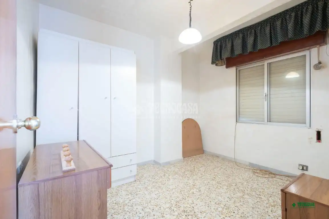Flat for sale in Albox  with Air Conditioner and Balcony