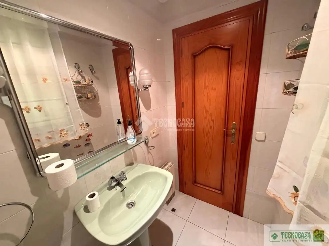 Baño de Piso en venta en Ciudad Real con Aire acondicionado y Balcón