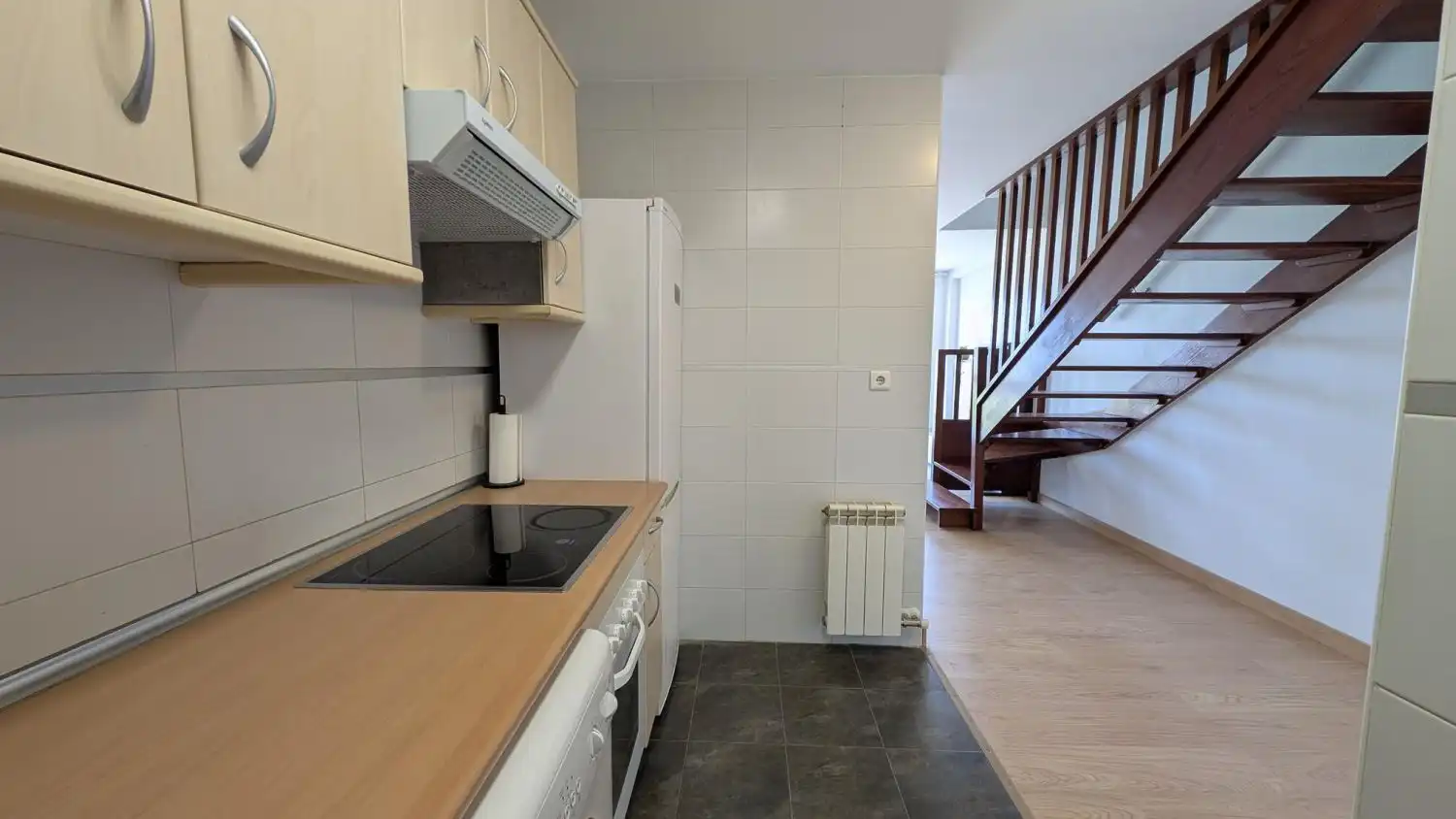 Cuina de Pis de lloguer en Piélagos amb Calefacció, Terrassa i Moblat