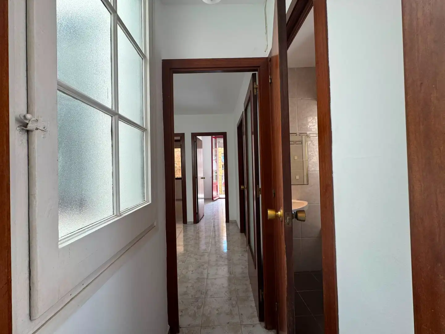 Piso en venta en Barcelona con Horno, Microondas y Balcón