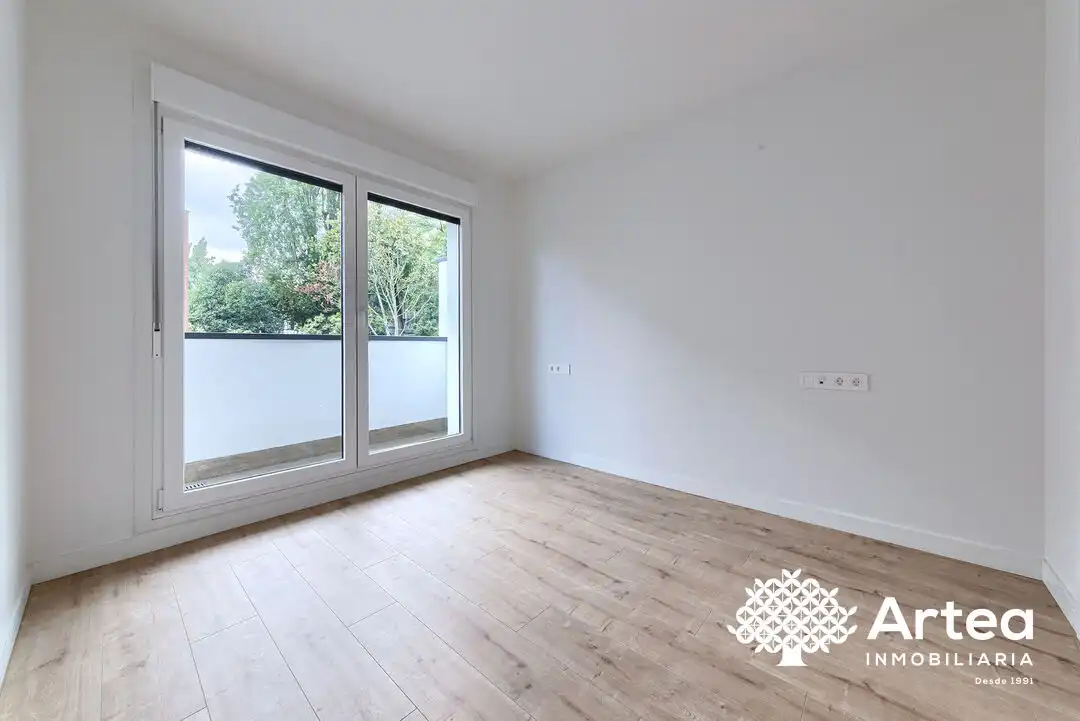 Detached house with terrace for sale in Julian Garaizar Kalea, imagen 26